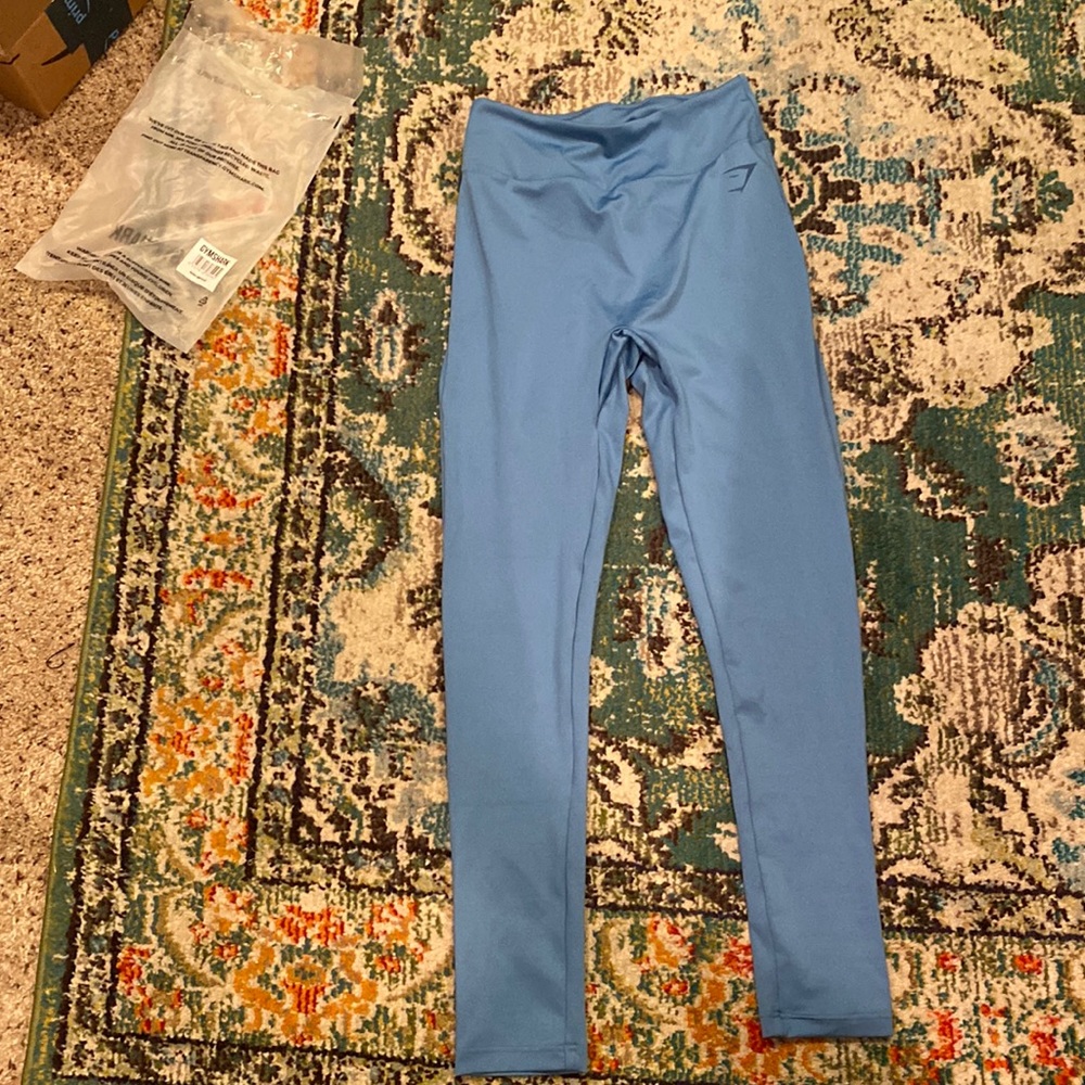 Gymshark butt scrunch leggings for sale!!